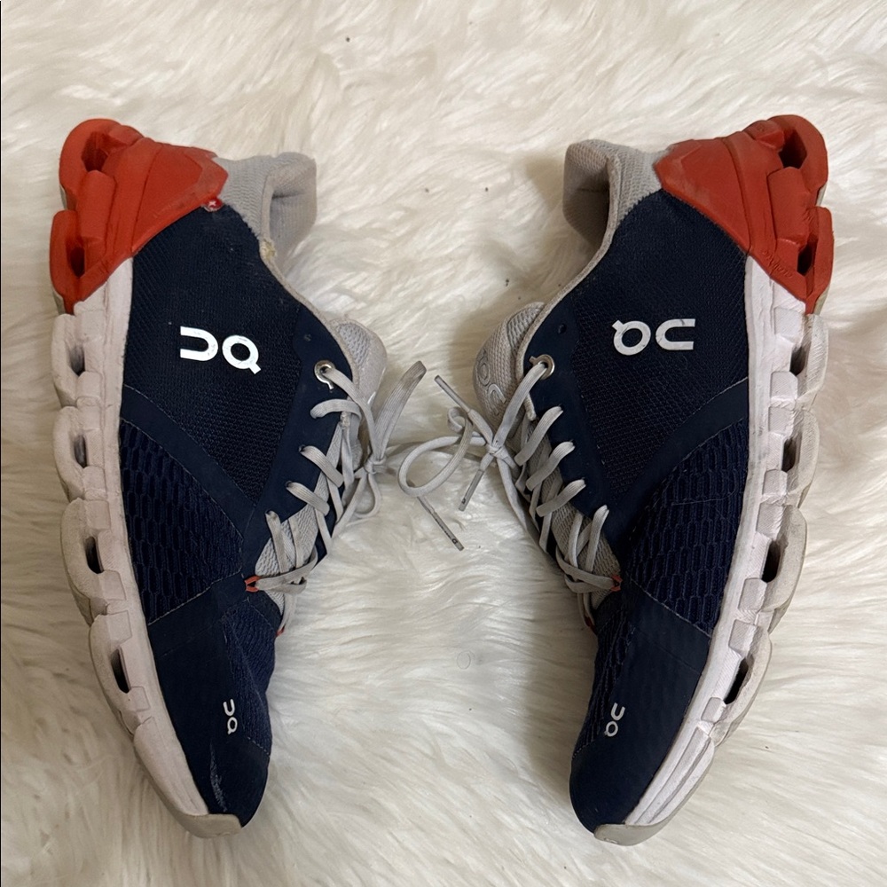 On Running Cloudflyer running shoe in the Midnight/Rust colorway Size 10 - Picture 8 of 12